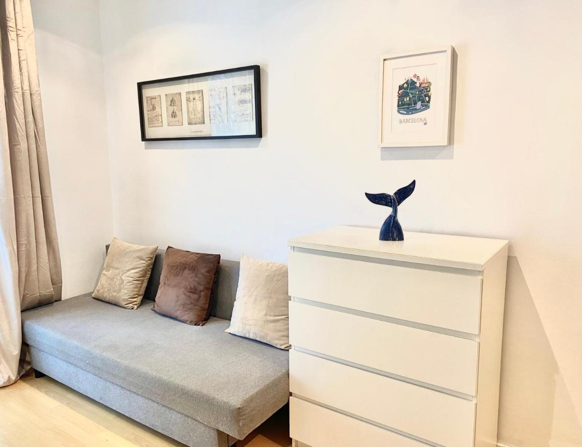 Nice Apartment Near Barcelona Center Buitenkant foto